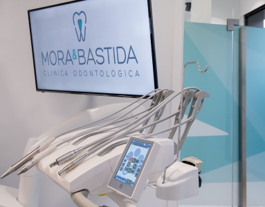 MORA & BASTIDA CLÍNICA ODONTOLÓGICA